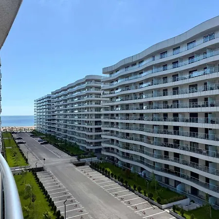Apartament Delmare *